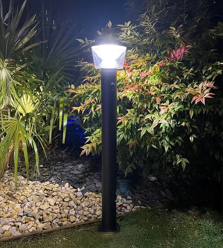 Borne solaire extérieure LED DUBLIN noire 94 cm avec détecteur - 3 modes d'éclairages 100 à 1000 lumens
