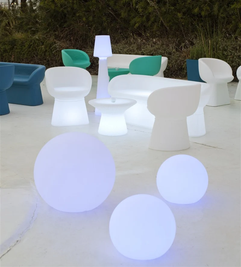 Boule lumineuse rechargeable USB et solaire BULY - RGB+CCT télécommandable - Extérieur et Intérieur