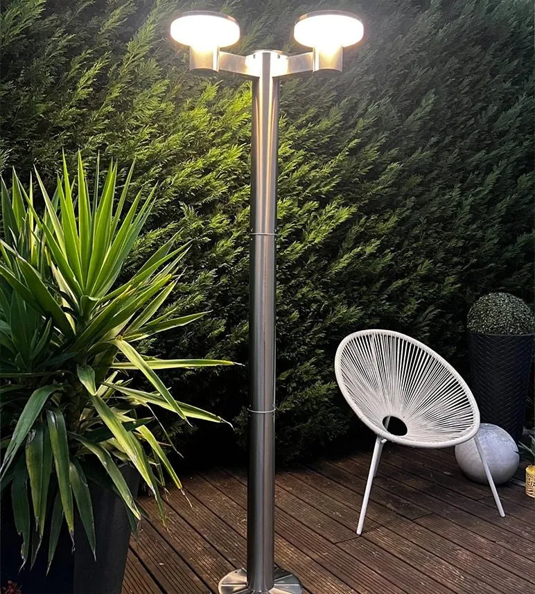 Lampadaire solaire LED ALTO 3000 130/200 cm Télécommandable - 300 à 3000 lumens