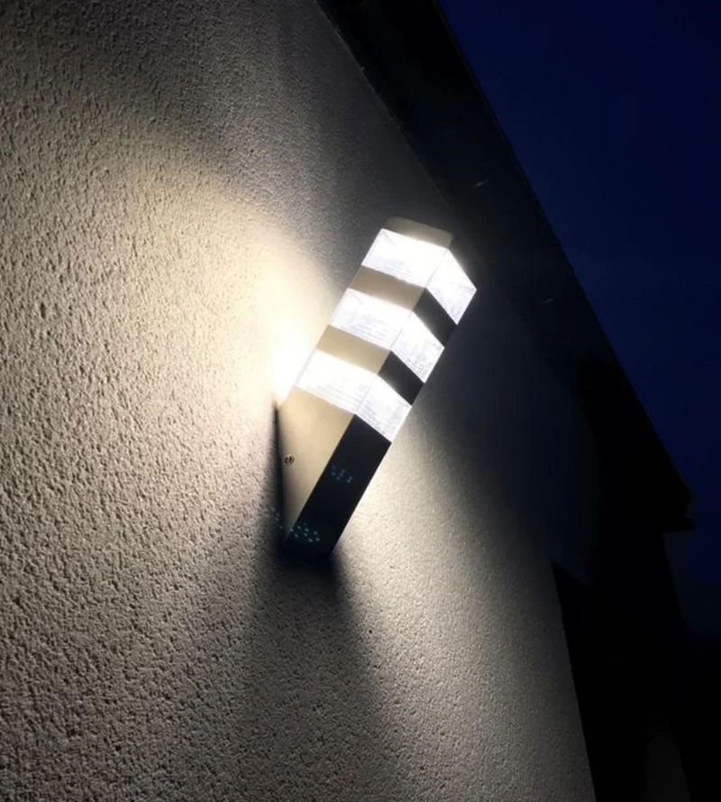 Applique murale extérieure LED Pyramide 1500 lumens - 48 leds