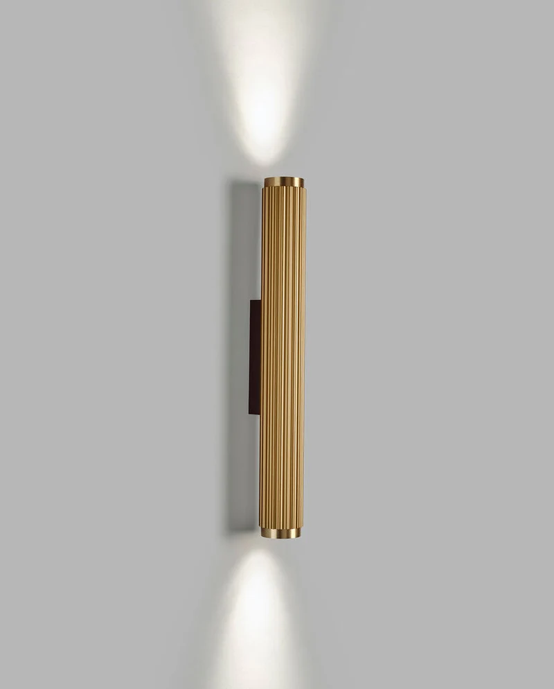 VELVET W1 BRASS SWITCH TUNE VÆGLAMPE