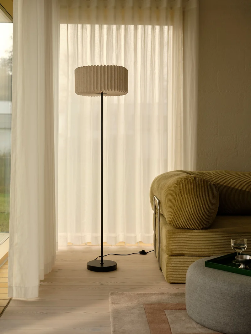 Vivienne | Gulvlampe | Sort