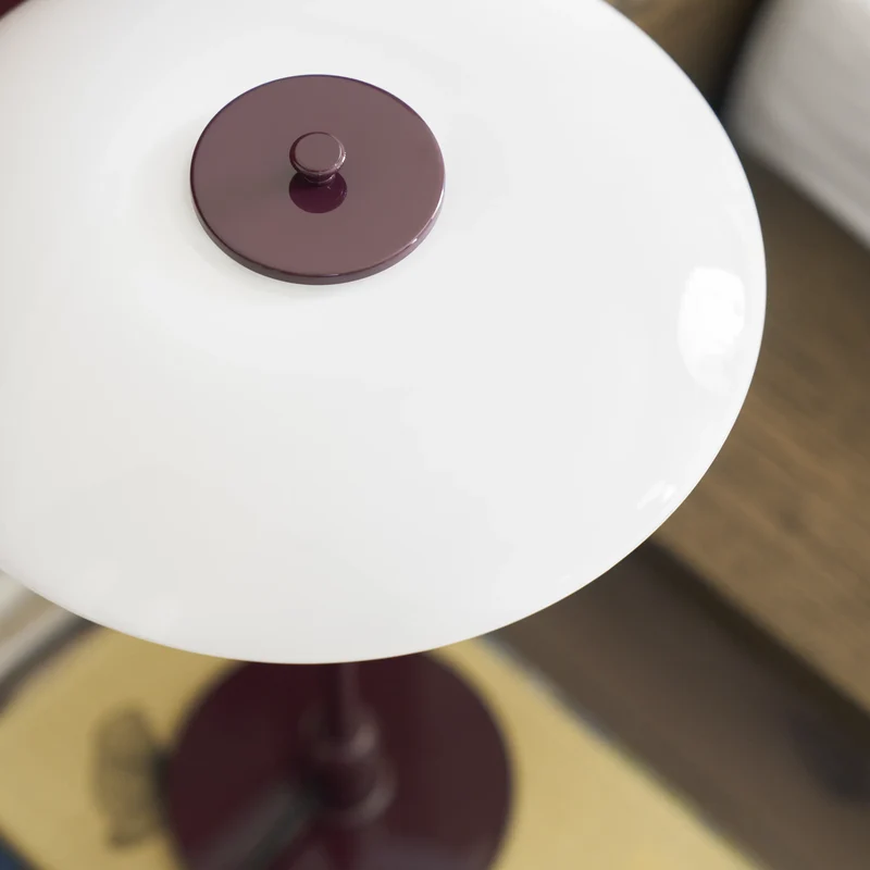 PH 3/2 GLOSSY BURGUNDY BORDLAMPE