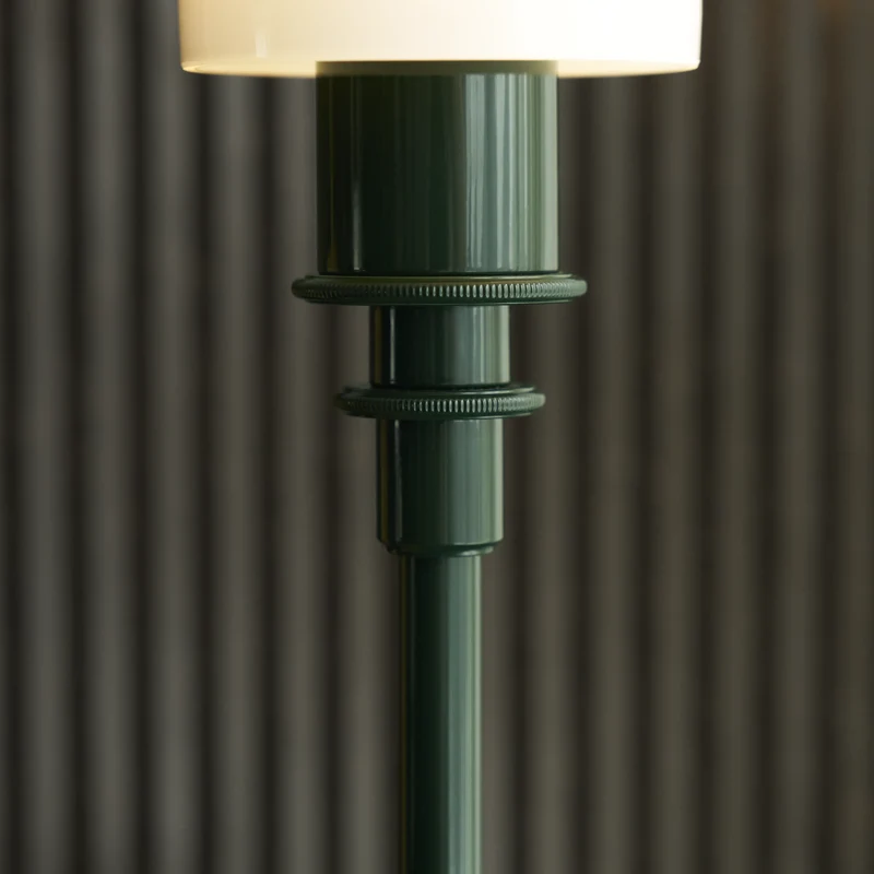 PH 3/2 GLOSSY DEEP GREEN BORDLAMPE