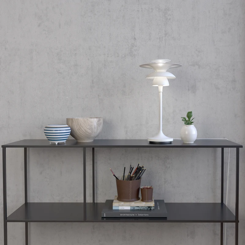 Bordslampa Picasso höjd 34,7cm mattvit