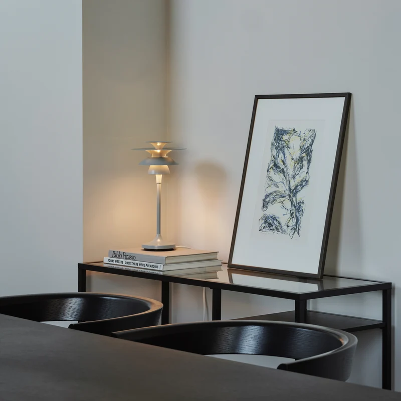 Bordslampa Picasso höjd 34,8cm isblå