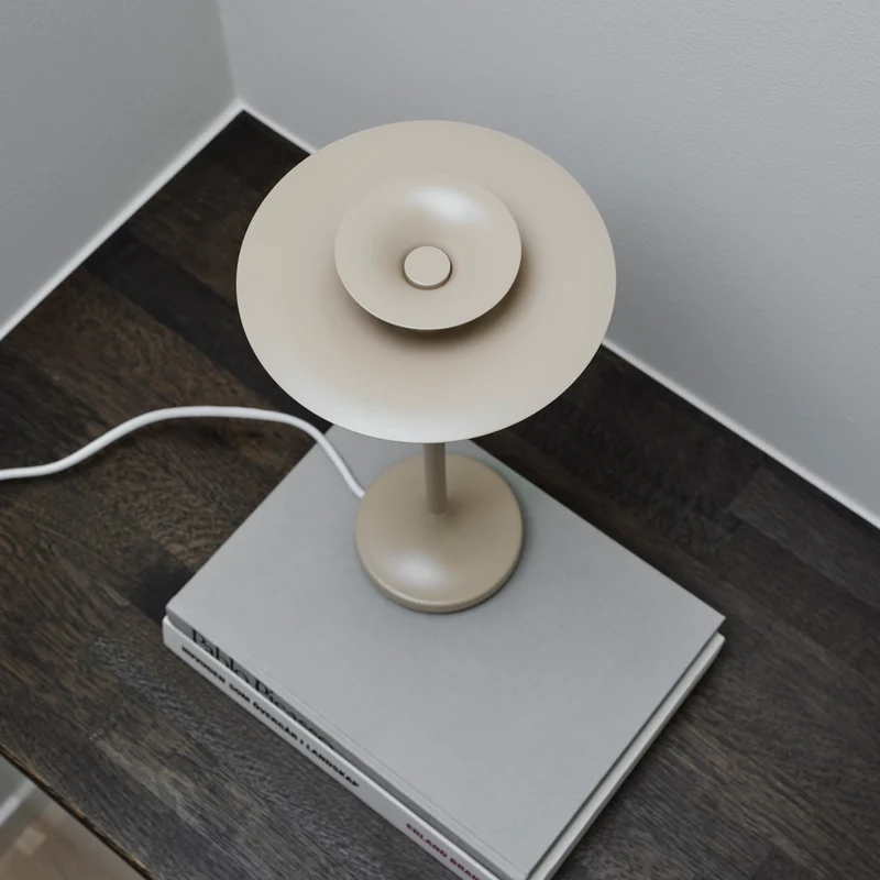 Bordslampa Picasso höjd 34,8cm nougat