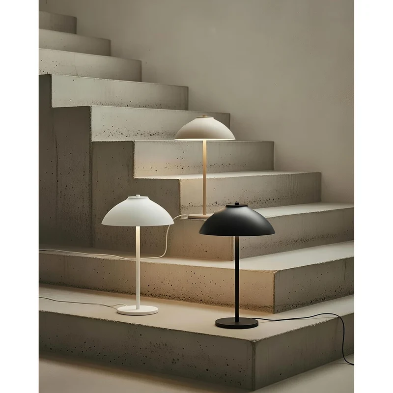 VALI MAT SORT BORDLAMPE