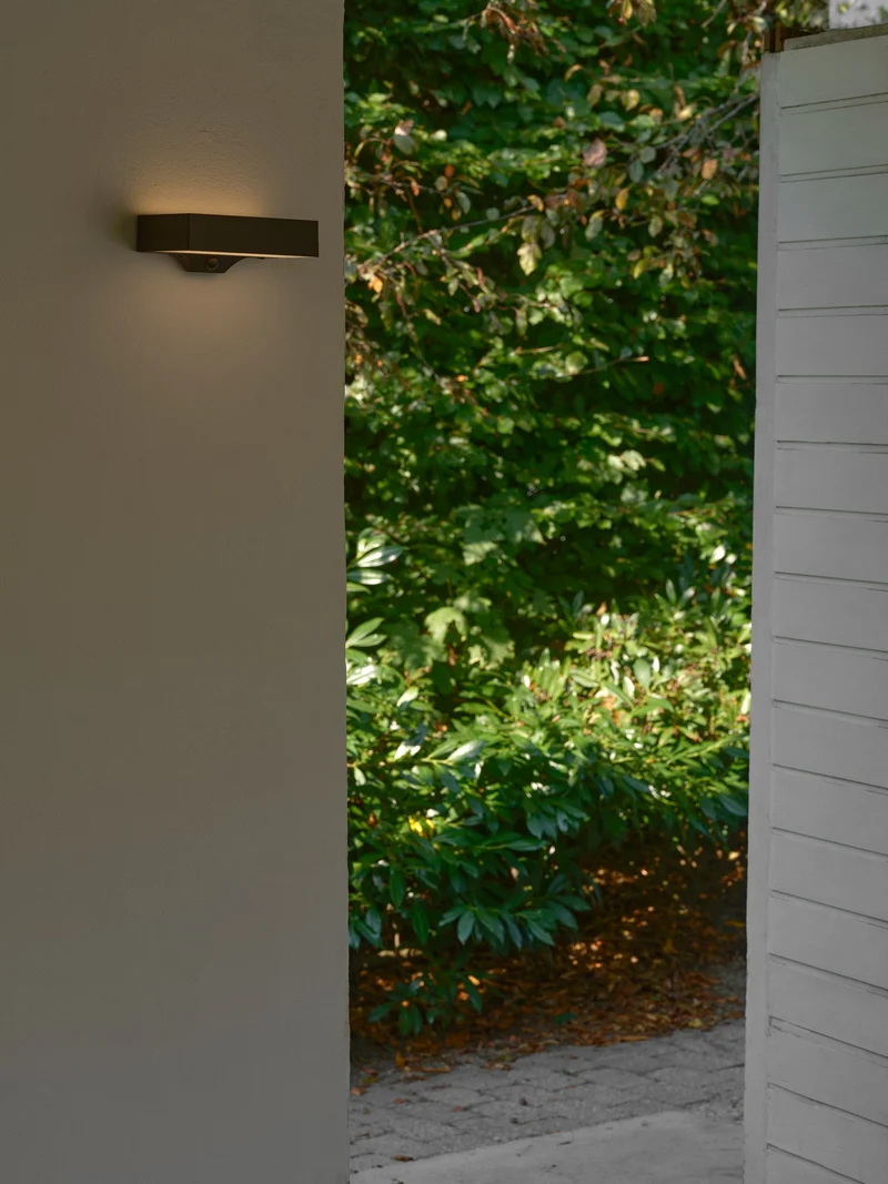 Monay Square Solar | Væglampe | Sort