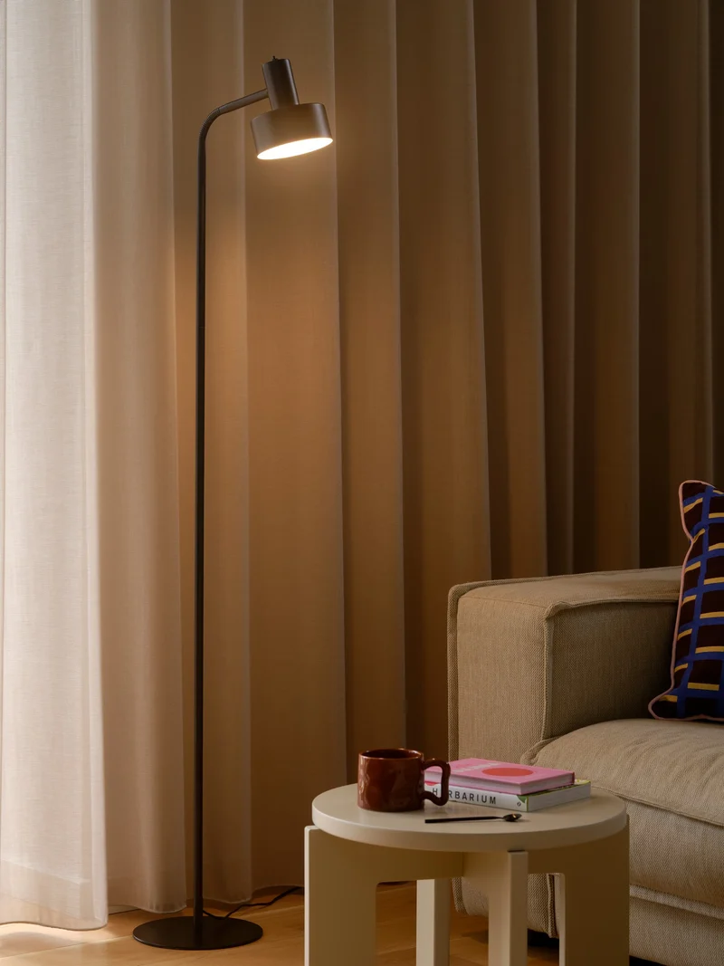 Matis | Gulvlampe | Sort