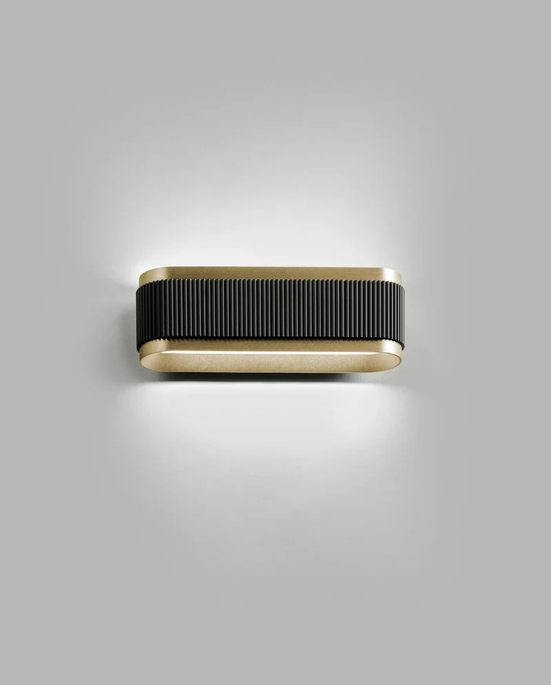 TWIST W1 BRASS SWITCH TUNE VÆGLAMPE