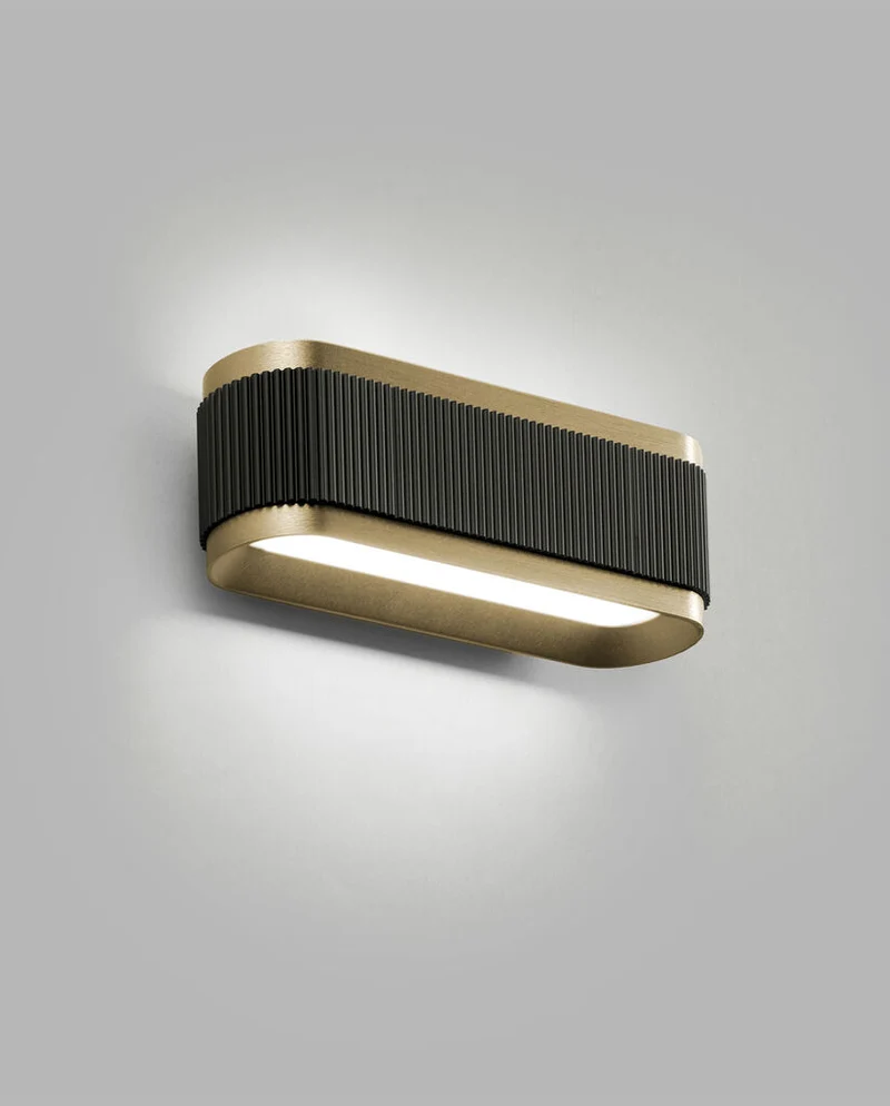 TWIST W1 BRASS SWITCH TUNE VÆGLAMPE