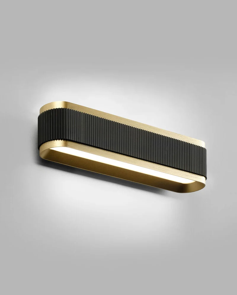 TWIST W2 BRASS SWITCH TUNE VÆGLAMPE