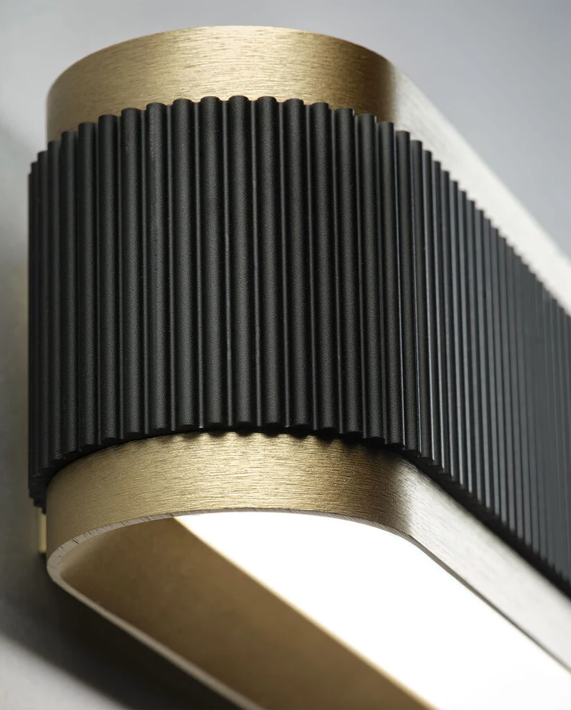 TWIST W3 BRASS SWITCH TUNE VÆGLAMPE