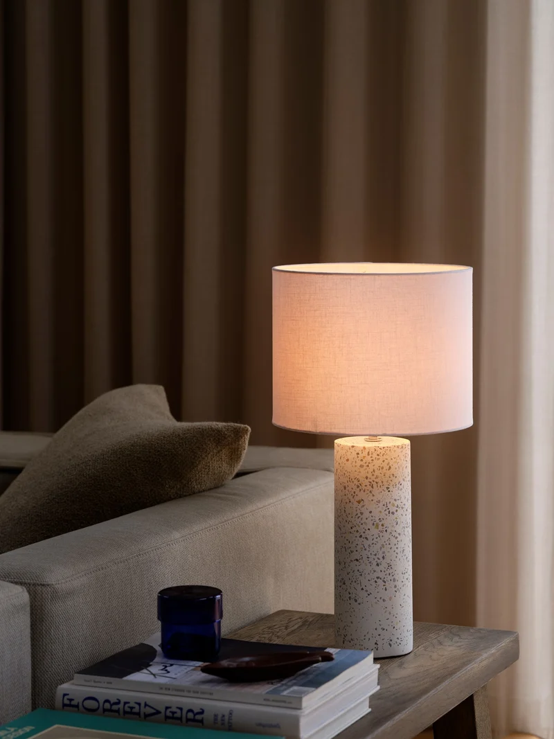 Antiga | Bordlampe | Hvid