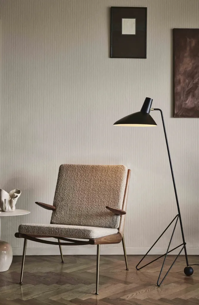 TRIPOD HM8 - GULVLAMPE - BLACK