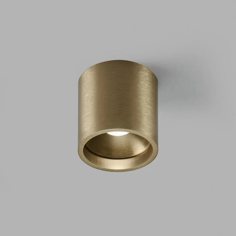 Solo 1 Round Loftlampe Messing  2700K - LIGHT-POINT