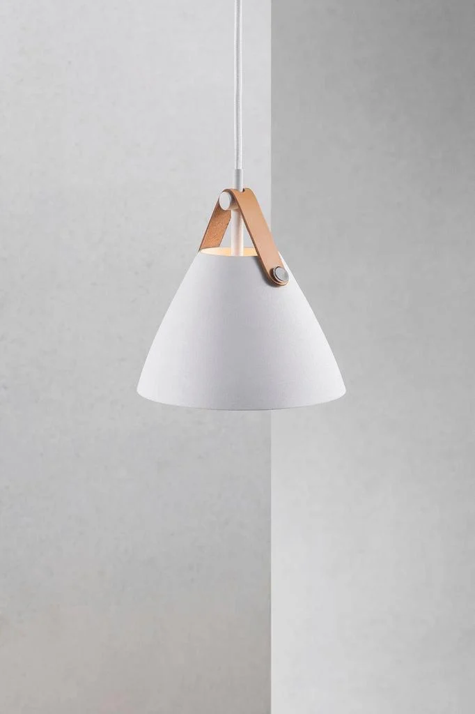Strap 16 Pendel Hvid | Design For The People