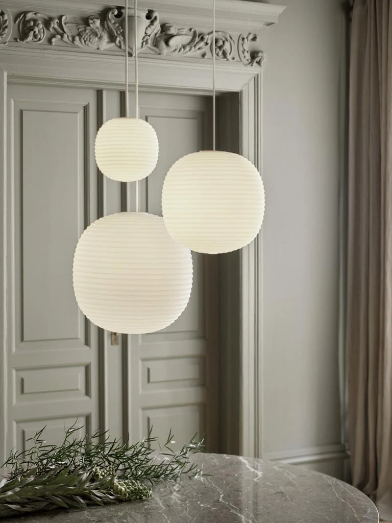 NEW WORKS LANTERN Ø20 PENDEL - Tidløs elegance med inspiration fra østen