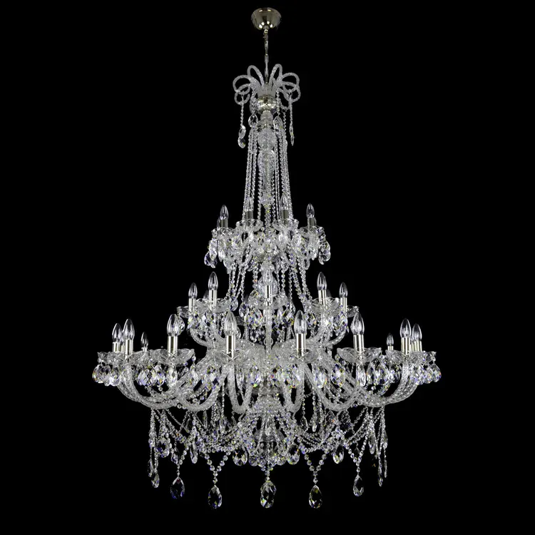Grand lustre en cristal et chrome