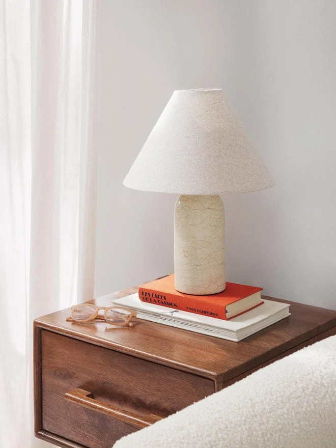 Lampe de chevet gris clair