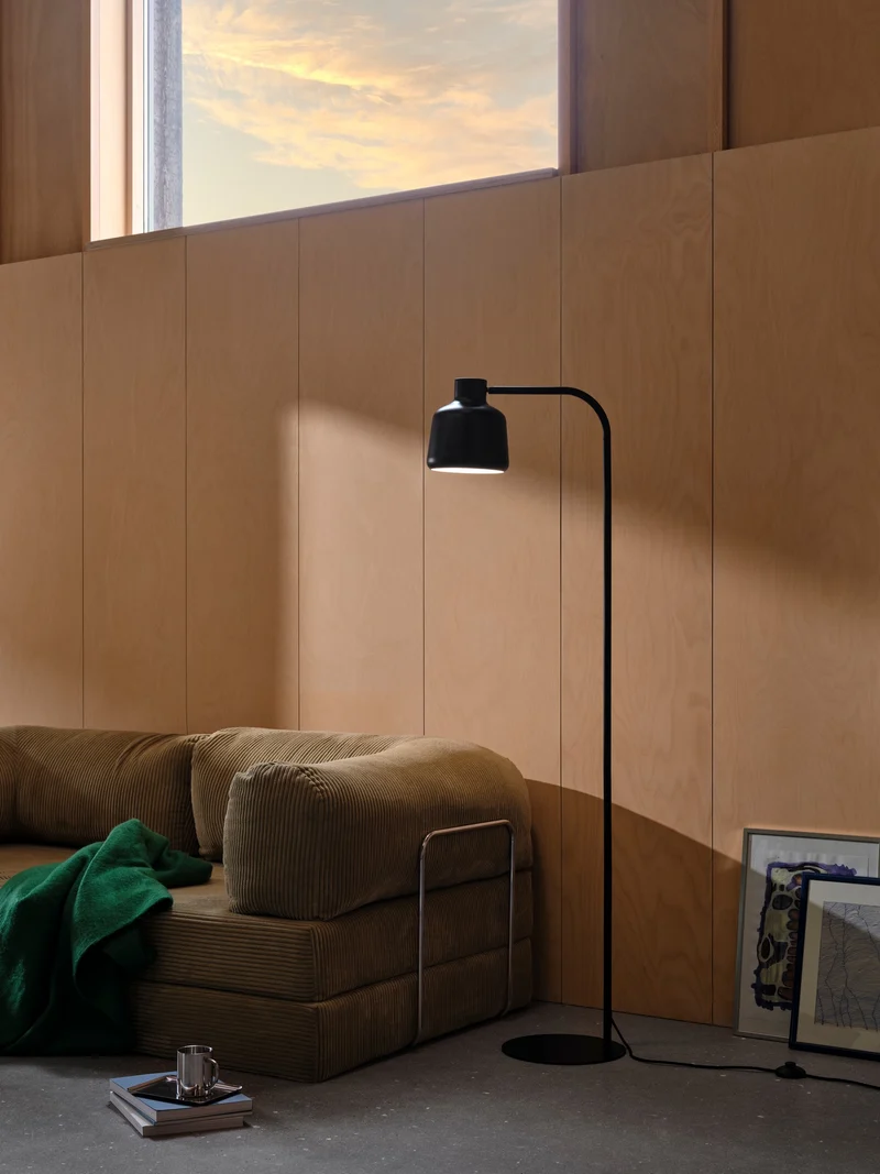 Louella | Gulvlampe | Sort