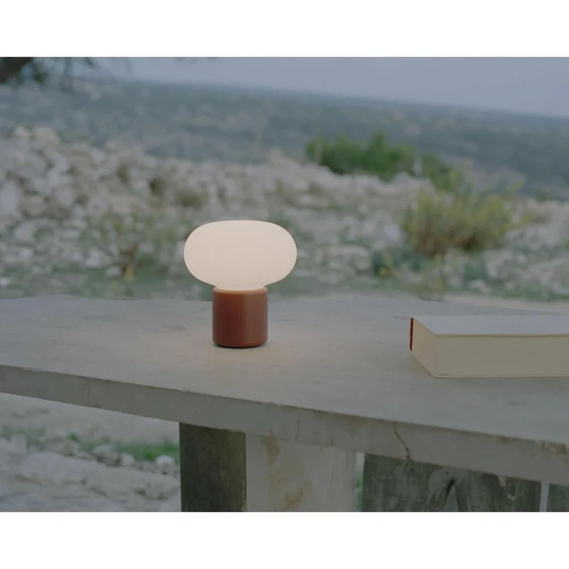 Karl-Johan Portable Bordlampe Earth Red - New Works