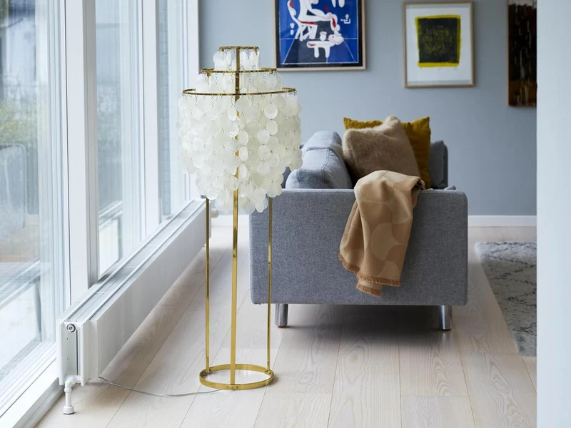 Fun 1STM - gulvlampe i perlemor og messing af Verner Panton