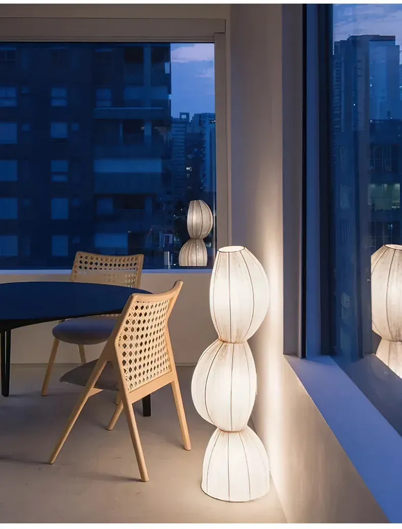 Lampadaire pour salon blanc