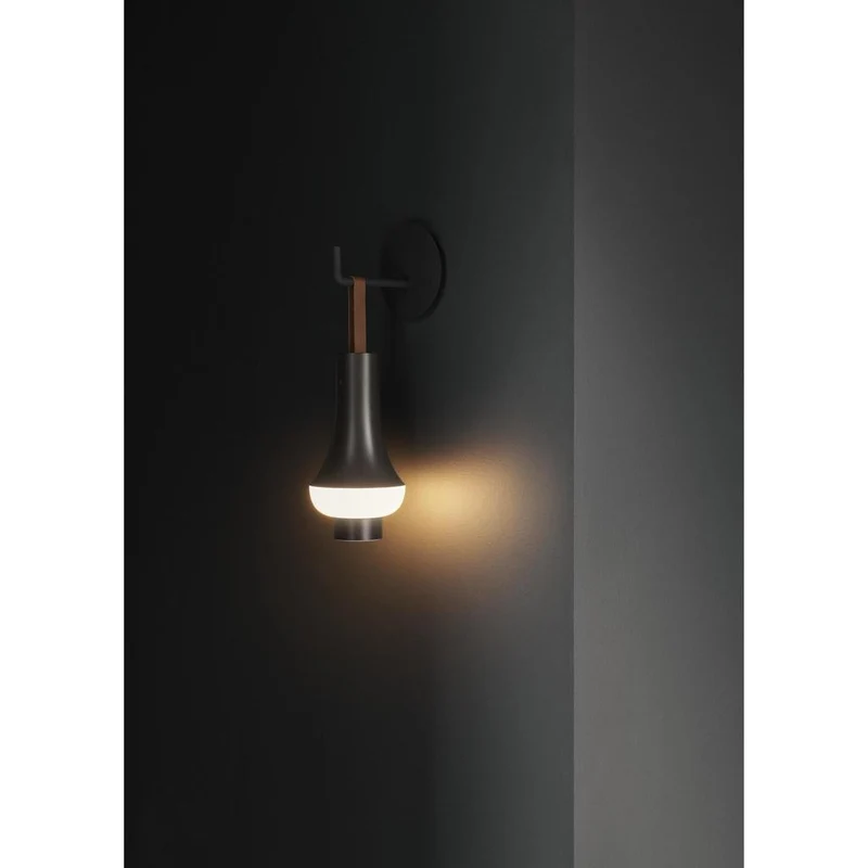 Tomoshi Portable - bordlampe - mørkebrun | Louis Poulsen