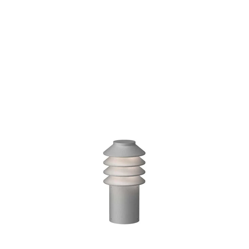 Bysted Garden Lav - Udendørslampe - Aluminium m/ anker m/ adaptor - Louis Poulsen