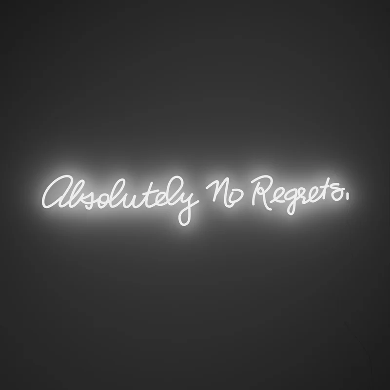 Absolutely no regrets by Madonna, Signe en néon LED