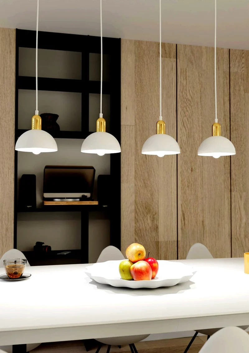 Suspension longue Table a Manger