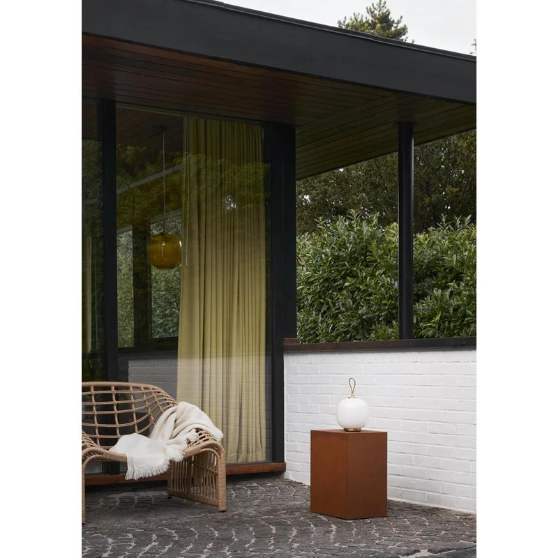 VL45 RADIOHUS - PORTABLE - WHITE OPAL GLAS