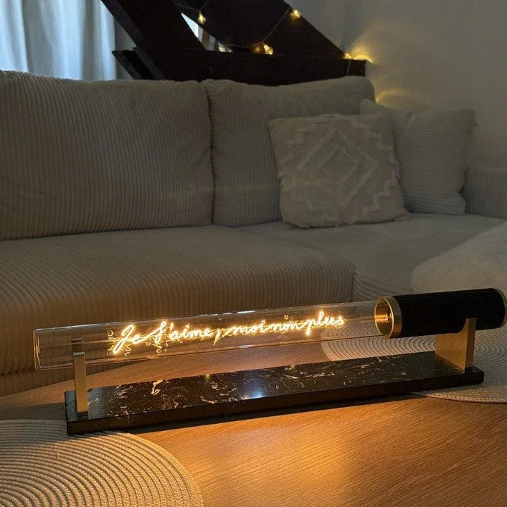 Ampoule décorative LED “Je t'aime moi non plus” – Message In The Tube