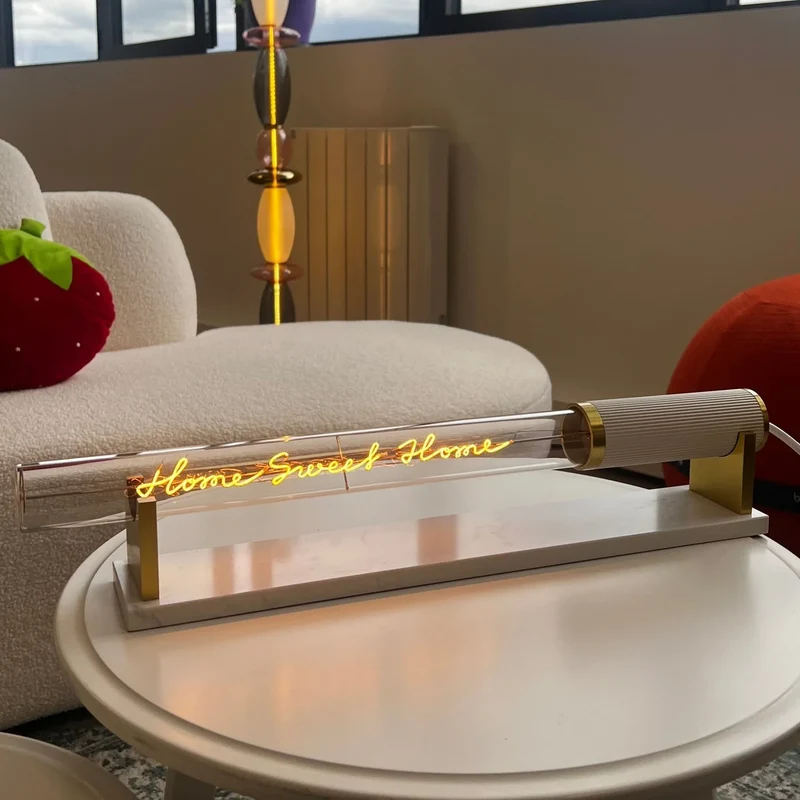 Ampoule décorative LED “Home Sweet Home” – Message In The Tube