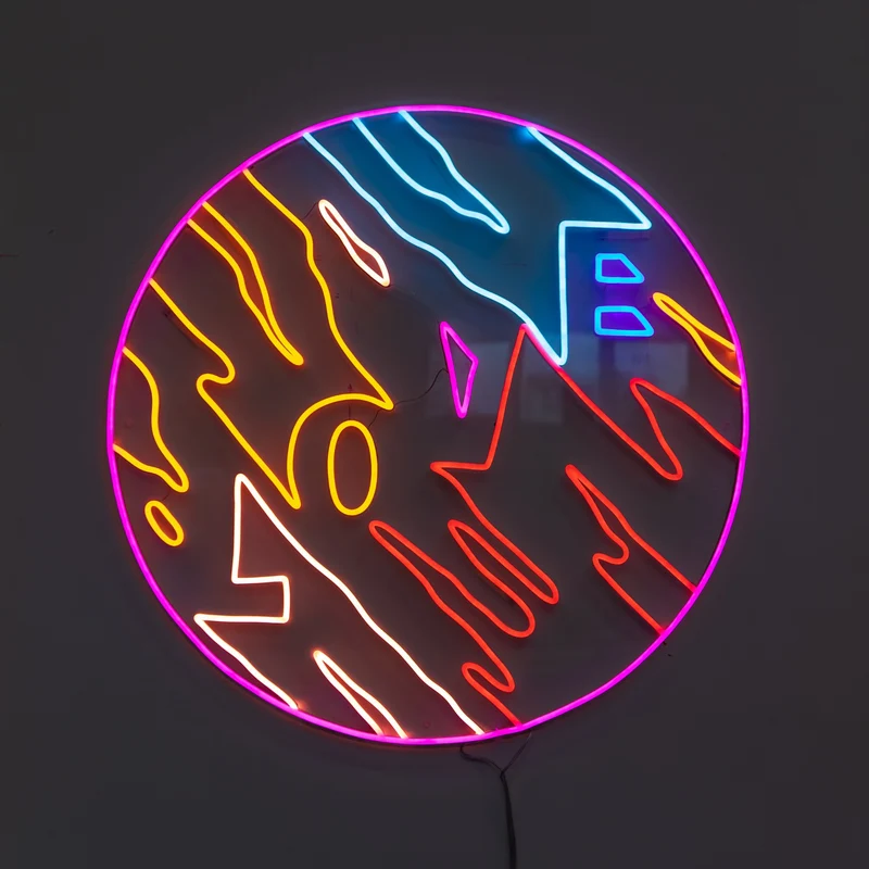 Love by Ceizer, signe en néon LED