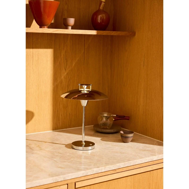 Stepp 1-2-3 Portable - Mørke Krom - Genopladelig bordlampe i elegent finish
