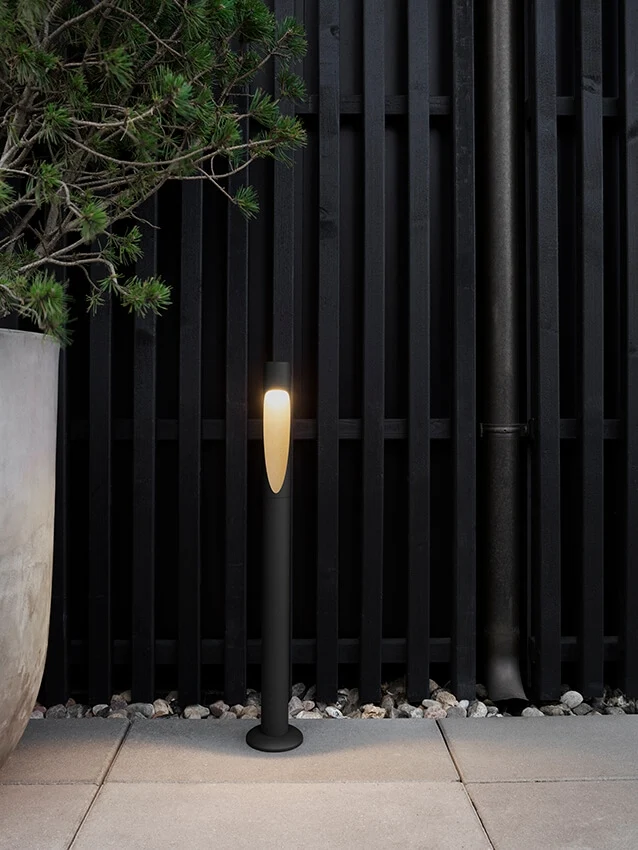 FLINDT GARDEN L LED-DA 27K BLK ANCH _ Louis Poulsen