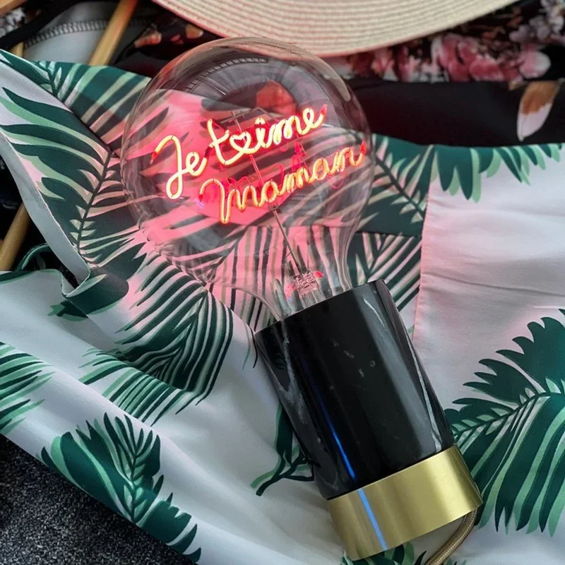 Ampoule décorative LED "Je T'aime Maman" - Message In The Bulb