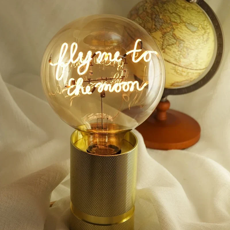 Ampoule décorative LED "Fly me to the Moon" - Message in the Bulb