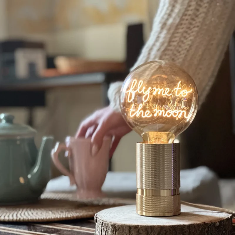 Ampoule décorative LED "Fly me to the Moon" - Message in the Bulb