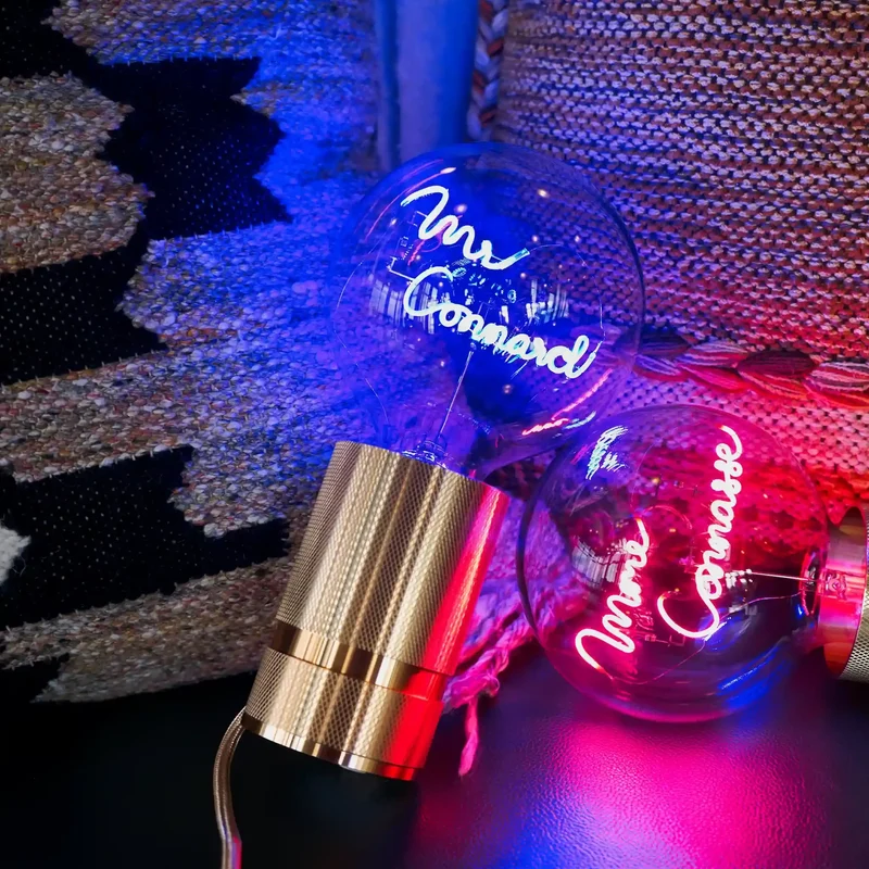 Ampoule décorative LED "Mr Connard" - Message In The Bulb