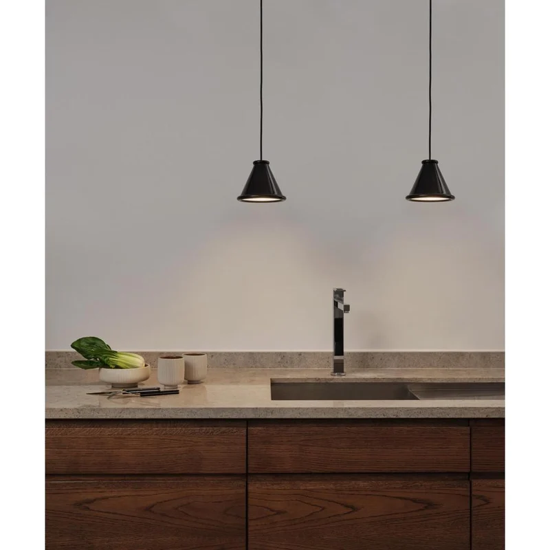Belle - Pendel Ø15 - Blank Sort - Arkitektonisk LED-design fra Notchi Architects