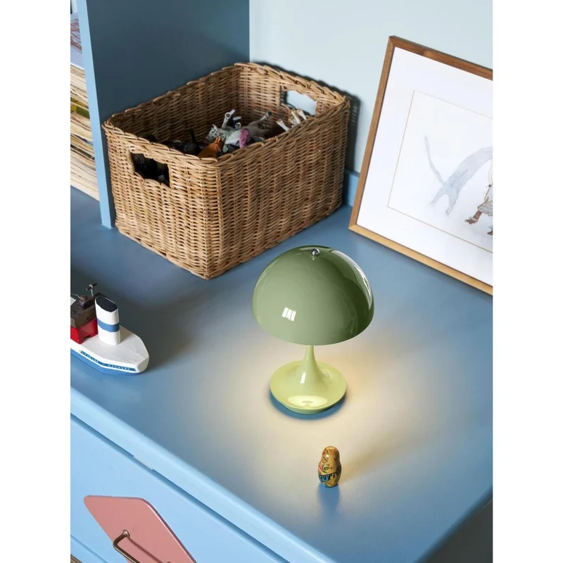 PANTHELLA 160 - PORTABLE Bordlampe - GRØN