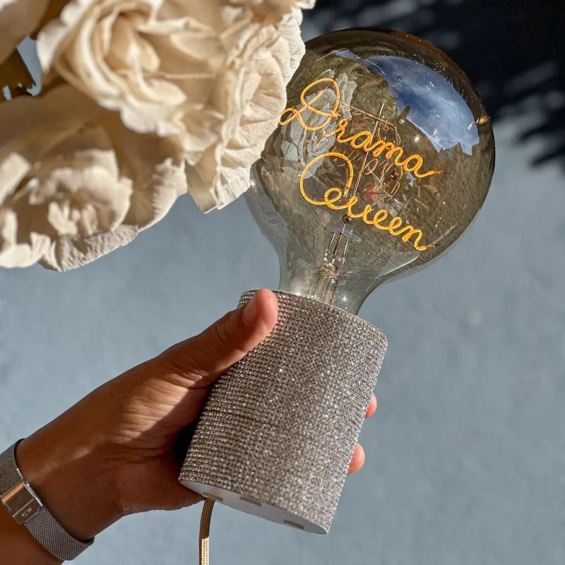 Ampoule décorative LED "Drama Queen" - Message In The Bulb