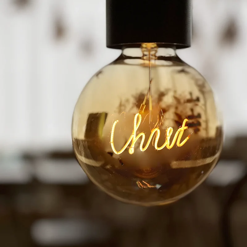 Ampoule décorative LED "Chut" à suspendre - Message In The Bulb