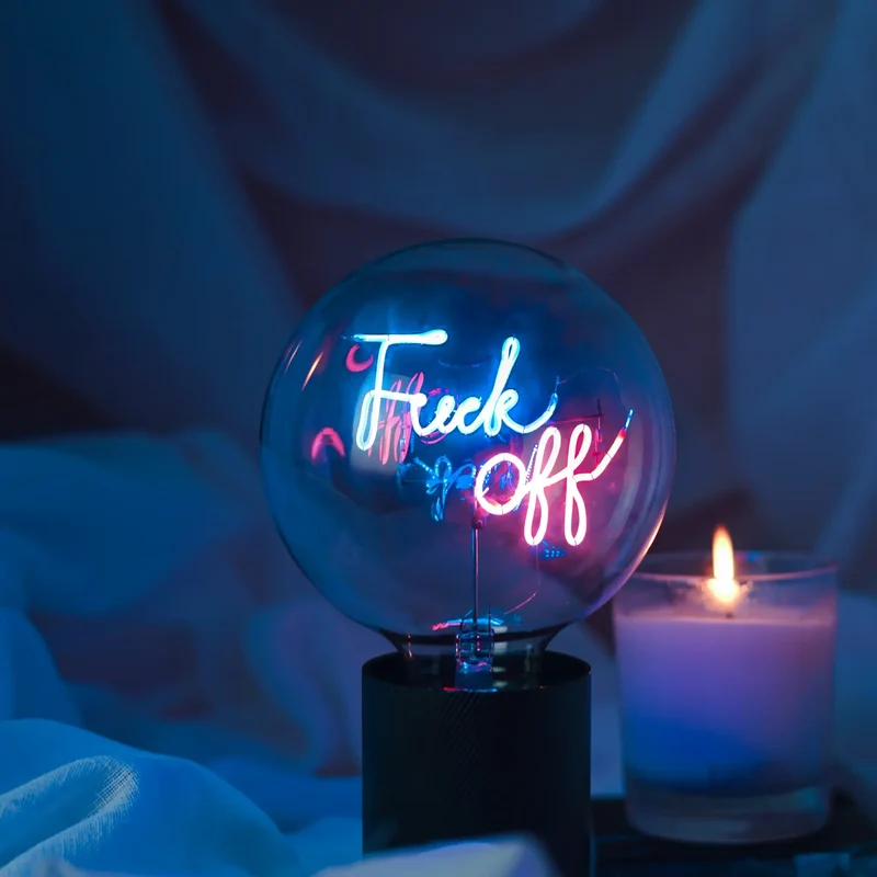 Ampoule décorative LED “Fuck Off” – Message In The Bulb