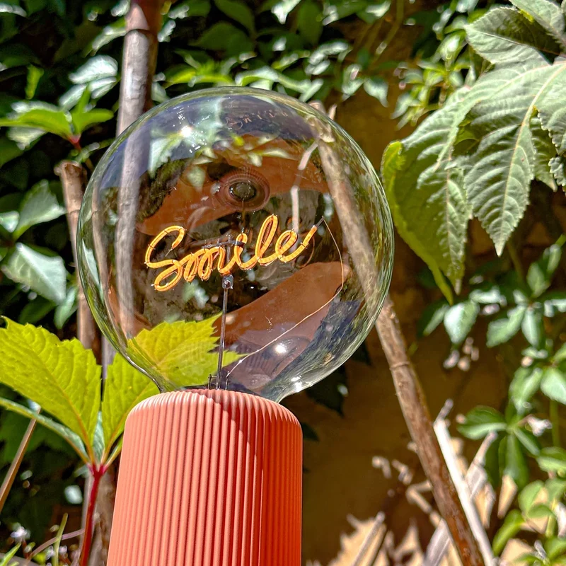 Ampoule décorative LED sans Fil "Smile" - Message In The Bulb