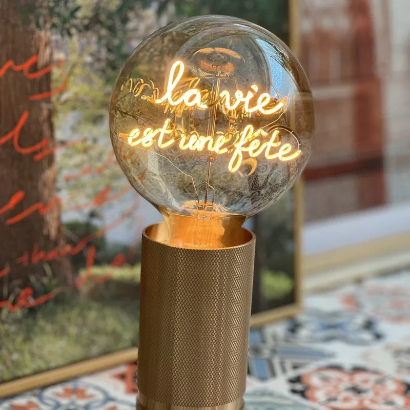 Ampoule décorative LED "La Vie est une Fête" - Message In The Bulb
